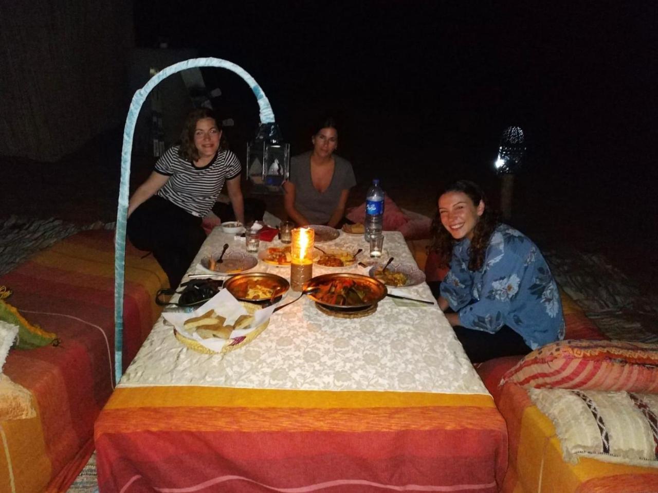 Отель Sahara Camel Tours Camp Мерзуга Экстерьер фото